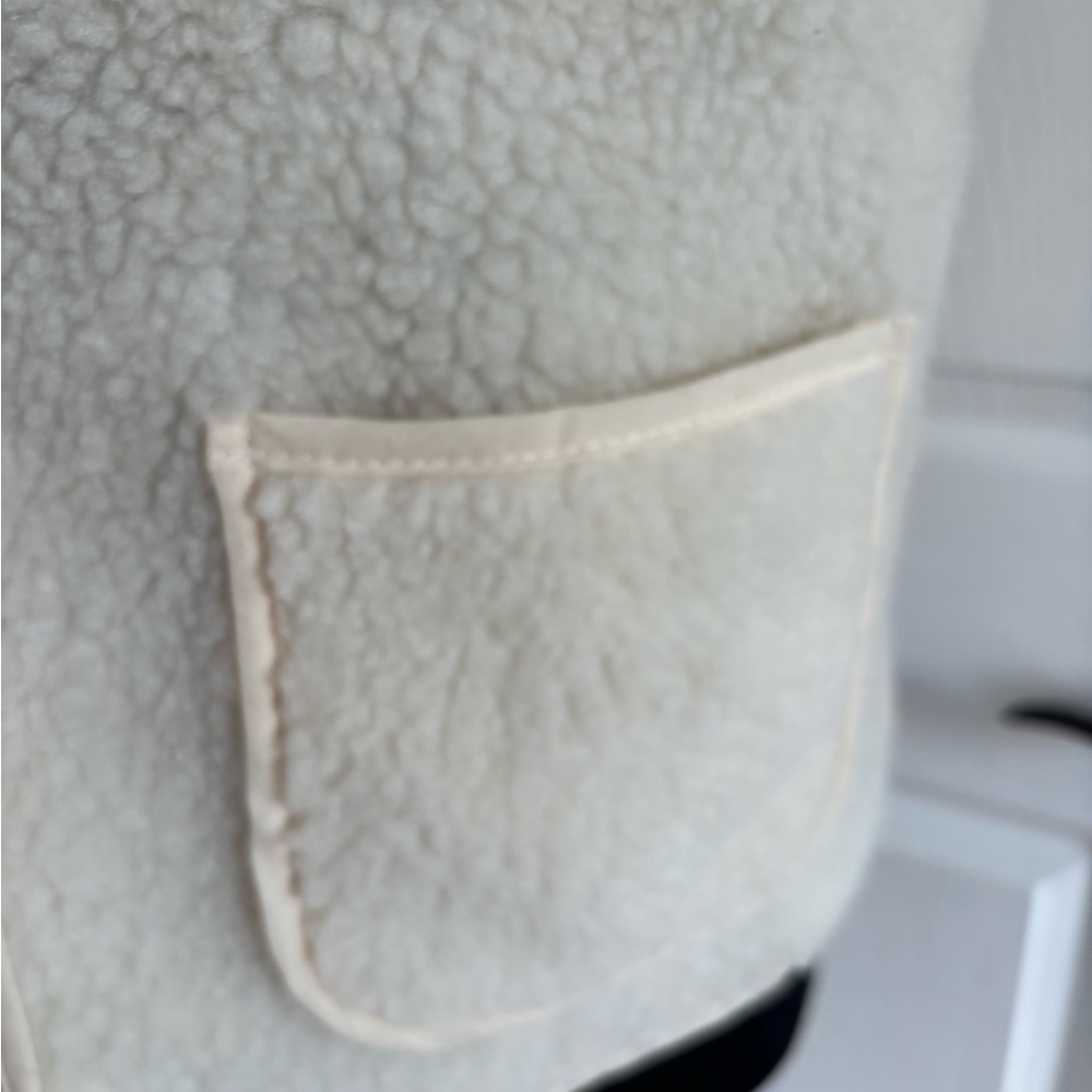NWOT J& L Paris vest - Picture 5 of 10